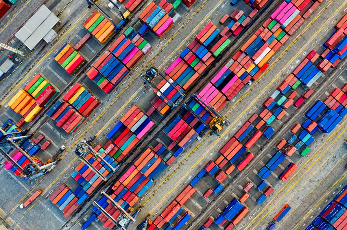 Conteneurs au port