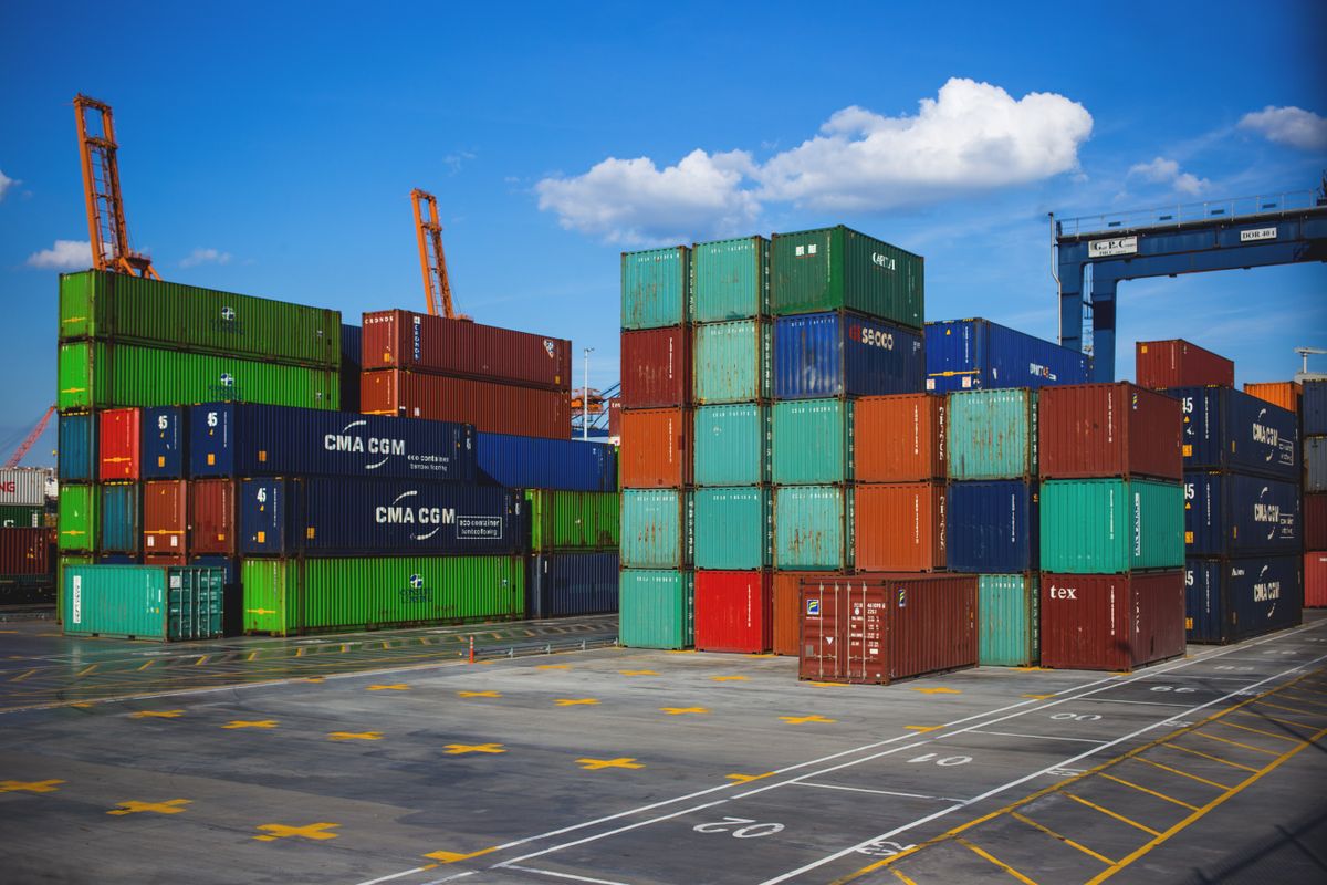 Dédouanement de marchandises